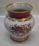 Dahl Jensen 
Craquelé  
174-580 DJ 
Vase, red on 
grey with gold 
and flowers 
19,5 x 17 cm  
Marked ...