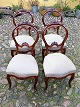 Four 19th 
century mahogny 
chairs