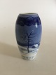 Bing & Grondahl 
Christmas Vase 
from 1917. 
Measures 17,5cm 
and is in good 
condition.