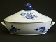 Royal 
Copenhagen - 
Blue Flower 
Braided
Dish with lid 
no. 8174
Length 28 cm 
Height 15 ...