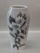 Royal 
Copenhagen RC 
846-293
Vase with 
white flower 
20.5 cm 1st 
factory pre 
1935 In mint 
and ...