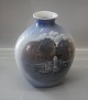Bing and 
Grondahl B&G 
506 Vase-1h 
Fountain in the 
city 25,5 cm 
Marked with the 
three Royal ...