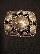 Brooch with 
Fish Designs.
Silver 830 s, 
maker's mark: 
LE & IV.
3.5 x 4.3 cm.
Price USD 
139,-