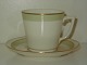 Royal 
Copenhagen 
Broager, Coffee 
cup and saucer
Decoration 
number 
1236/9481
The cup ...