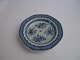 Blue, deep 
plate in 
Chinese 
porcelain, 
China approx. 
1780.
23cm. in 
diameter.