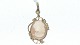 Pendant with 
Camé, 14 Carat
Size 3 x 1.6 
cm
Beautiful and 
well 
maintained.
Product is ...