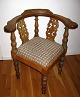 Corner Chair, 
19th century. 
Denmark. Oak. 
With cuts in 
the back. H .: 
75 cm. B .: 68 
cm. D .: 60 cm.