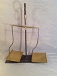 Old letter 
scale cast iron 
and brass. 
From the 
courthouse in 
Sønderborg. 
Brass piston 
...