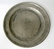 Pewter plate - 
probably 
England, 18. 
thC. Dull 
master brand. 
Dia .: 23 cm.