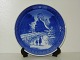 Royal 
Copenhagen 
Christmas Plate 
from 1973, 
Going for 
Christmas.
Factory first, 
perfect 
condtion.
