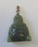 Chinese Buddha 
in jade, 20th 
century. With 
pendant in 8 
carat gold. H 
.: 2.5 cm.