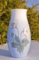Vase with 
floral motif /  
B&G porcelain 
Vase no. 342 
/5249. Height 
21 cm. 1. 
Quality fine 
...