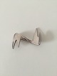 Georg Jensen 
Sterling Silver 
Brooch by Ibe 
Dahlquist No 
361. Measures 
4.2 cm / 1 
21/32 in. x 3.6 
...
