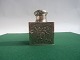 Tea caddy in 
silver, Holland 
approx. 1880.
Decoration on 
all sides.
11cm. high, 
8cm. wide and 
...