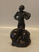 The Swineherd" 
H.C. Andersen 
Bronze Tinos 
Kongslev 14.5 
cm General good 
condition signs 
of age ...