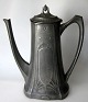 Coffee Pot, 
pewter, 1908. 
Germany. The 
brand: Electra 
and production 
number: o58. H 
.: 27 cm. ...