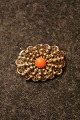 Old silver 
brooch, 
filigree with 
stone.
Measures: 
4x3cm.