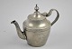 Antique English 
Teapot. Pewter. 
19th. Stamped. 
H: 15 cm.