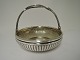Gratschew. 
Silver 84 
(875). Russian 
silver bowl 
with handle 
made in Saint 
Petersburg. 
Diameter ...