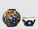 Bowl no. 
136/112, vase 
no. 740/431
Aluminia 
Height of 
vase: 17 cm
Height of 
bowl: 9 cm
Price ...