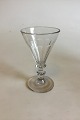 Holmegaard 
Anglais Red 
Wine Glass. 
Measures 
approx. 13.6 cm 
/ 5 23/64 in.