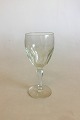 Holmegaard 
Windsor Red 
Wine Glass. 
Measures 16.5 
cm / 6 1/2 in.
