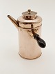 Copper jug h. 
22 cm. 19th 
century. No. 
334866