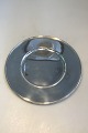 Georg Jensen 
Sterling Silver 
Place 
Plate/Charger 
No 1014  Diam 
27.5 cm/10.82" 
Weight 634 
gr/22.3 oz