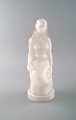 Mermaid in 
white glass. 
20th century.
In very good 
condition.
Measures: 24.5 
x 11.5 cm.