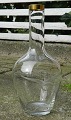 Wine or water 
carafe in glass 
from Seagull 
with gold on 
the top edge. 
In good 
condition. H. 
24 cm