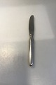 Windsor Dinner 
knife in silver 
from Horsens 
Silver 
Measures 
21,5cm / 8 
1/2".