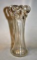 Clear glass 
bridal crown, 
approx. 1900, 
Denmark. 
Height: 21.5 
cm.
Note: Perfect 
condition.