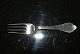 Bernsdorf 
Silver 
Children's Fork
Length 12 cm.
Beautiful and 
Well maintained 
Stand.
Polished ...