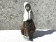 Lladro figure, 
Peasant girl, 
26cm high, 14cm 
wide, 1979 * 
Perfect 
condition *