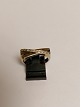 8.carat gold 
ring 333Size 
58weight 4.5cm. 
Appears in nice 
used condition.