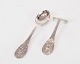 Pusher with 
motifs by H.C. 
Andersen's 
Thumbelina in 
the wooden 
tower silver. 
UPS: The spoon 
in ...