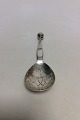Georg Jensen 
Strawberry 
Spoon in Silver 
from 1908-1914 
no 35.
Measures 20cm 
/ 7.87"
Weight ...