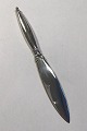 Evald Nielsen 
Silver Paper 
Knife/Letter 
Opener Measures 
17.3 cm/6 13/16 
in