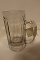 An antique 
tankard with a 
handle
A heavy 
tankard
About the end 
of the 
1800-years
H: about ...