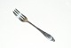 T Pattern Cake 
Fork in Silver
Length 14.5 cm
Nice and well 
maintained 
condition
