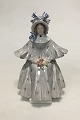 Royal 
Copenhagen 
Figurine of 
Woman with 
Roses by 
Christian 
THomsen no 1785
Measures 23cm 
/ 9.06"