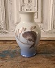 Royal 
Copenhagen vase 
decorated with 
fish 
No. 2435/2665, 
1st grade
Height 18 cm.