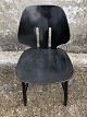 FDB chair, J67, 
design Ejvin A. 
Johansen. 
Appears stable 
but with wear / 
paint stains.