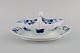 Antique Meissen 
Blue Onion 
sauce bowl in 
hand-painted 
porcelain. Late 
19th century.
Measures: ...