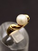 14 carat gold 
ring size 55 
with genuine 
pearl subject 
no. 509762