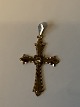Cross Pendant 
14 carat Gold
Stamped 585
Height 40.57 
mm approx
Width 22.26 mm 
approx
The ...