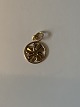 Four-leaf 
clover in 14 
carat gold
Stamped 585
Measures 19.78 
mm approx
Thickness 0.77 
mm
The ...