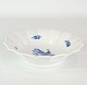 Bowl in Blue 
flower plaited 
by Royal 
Copenhagen no. 
8008. 1 
assortment.
H:4.5 Dia:16.5 
(9 pcs)
