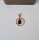 Pendant in 14 
kt gold with 
amethyst 
Stamp 585 - 
HJE
Dimension 18 x 
28 mm.