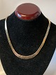 Geneve necklace 
with 
progression 8 
carat Gold
Stamped 333
Length 42 cm 
approx
Width 
6.06-9.16 ...